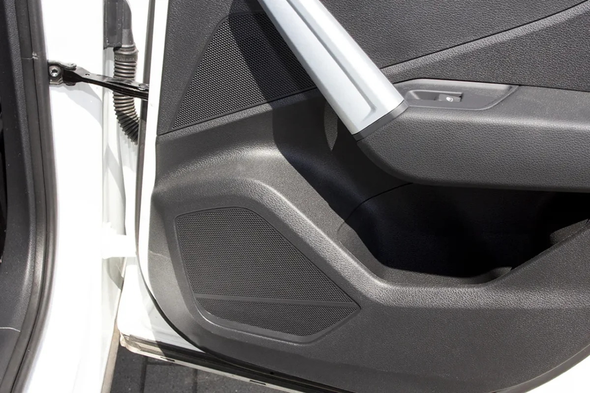 Komplettset Lautsprecher aktiv Soundsystem für Audi Q2 GA – Bild 1