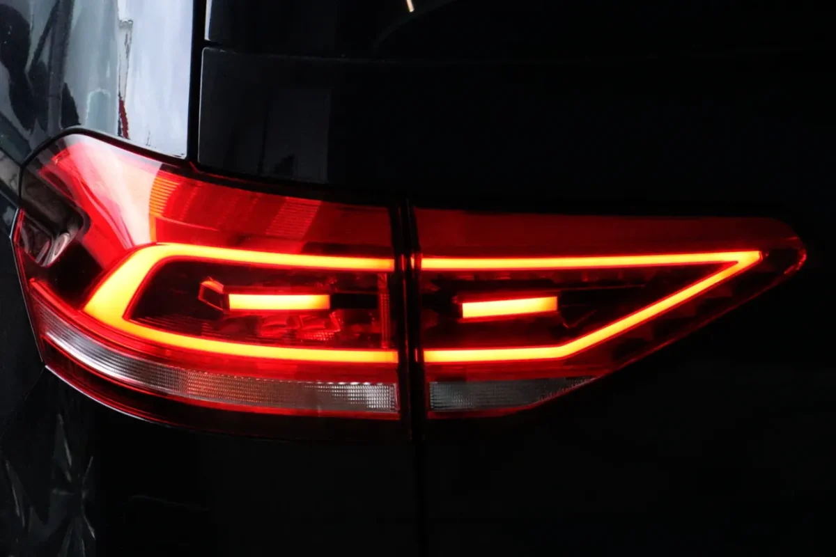 Komplettset LED-Heckleuchten für VW Touran 5T – Bild 2