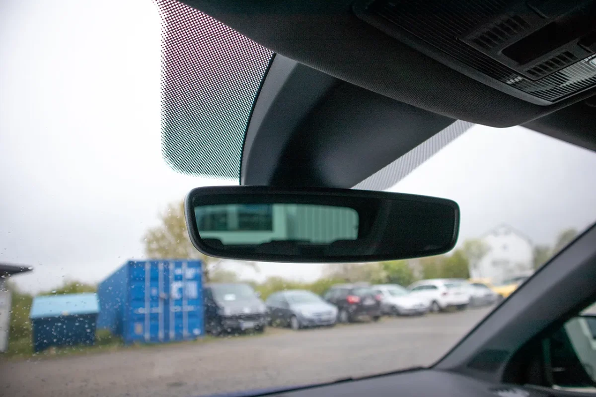 Innenspiegel automatisch abblendbar für Skoda MQB – Bild 1
