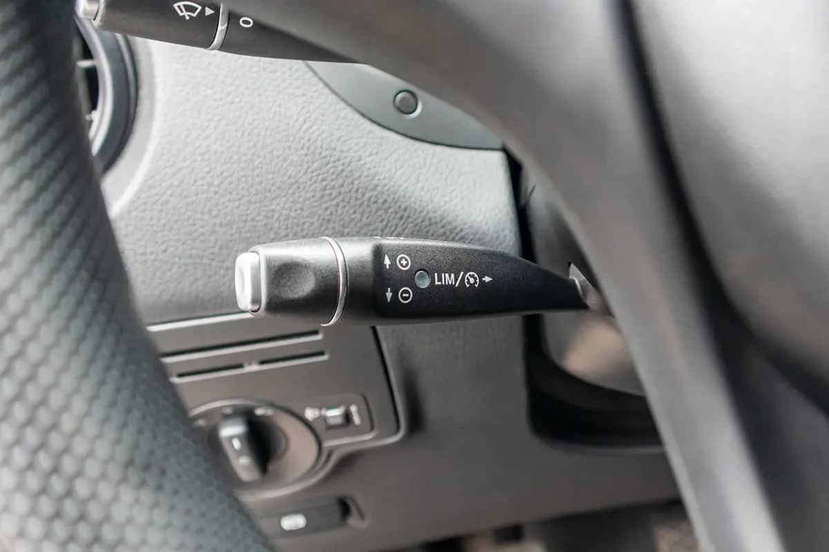 Komplettset Tempomat mit Limiter Code MS1 für Mercedes Vito W447 inkl. Codierdongle – Bild 1