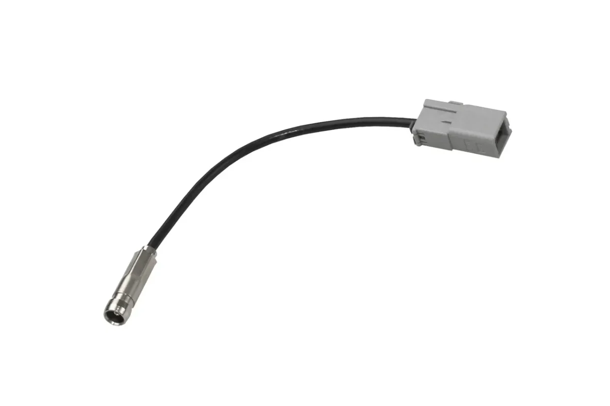 Mercedes GPS Antennenadapter APS 30 auf Comand 2.0 – Bild 1