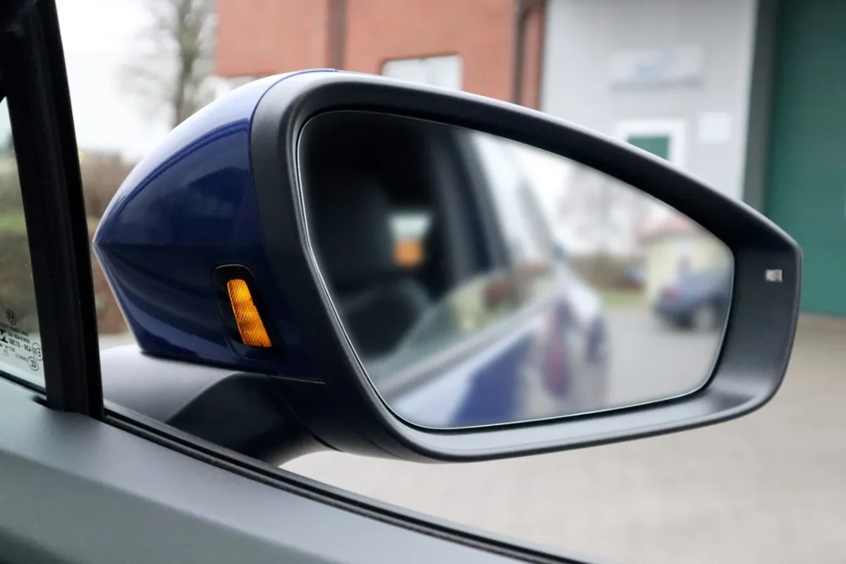 Spurwechselassistent inkl. Ausparkassistent für VW ID4 E21 – Bild 1