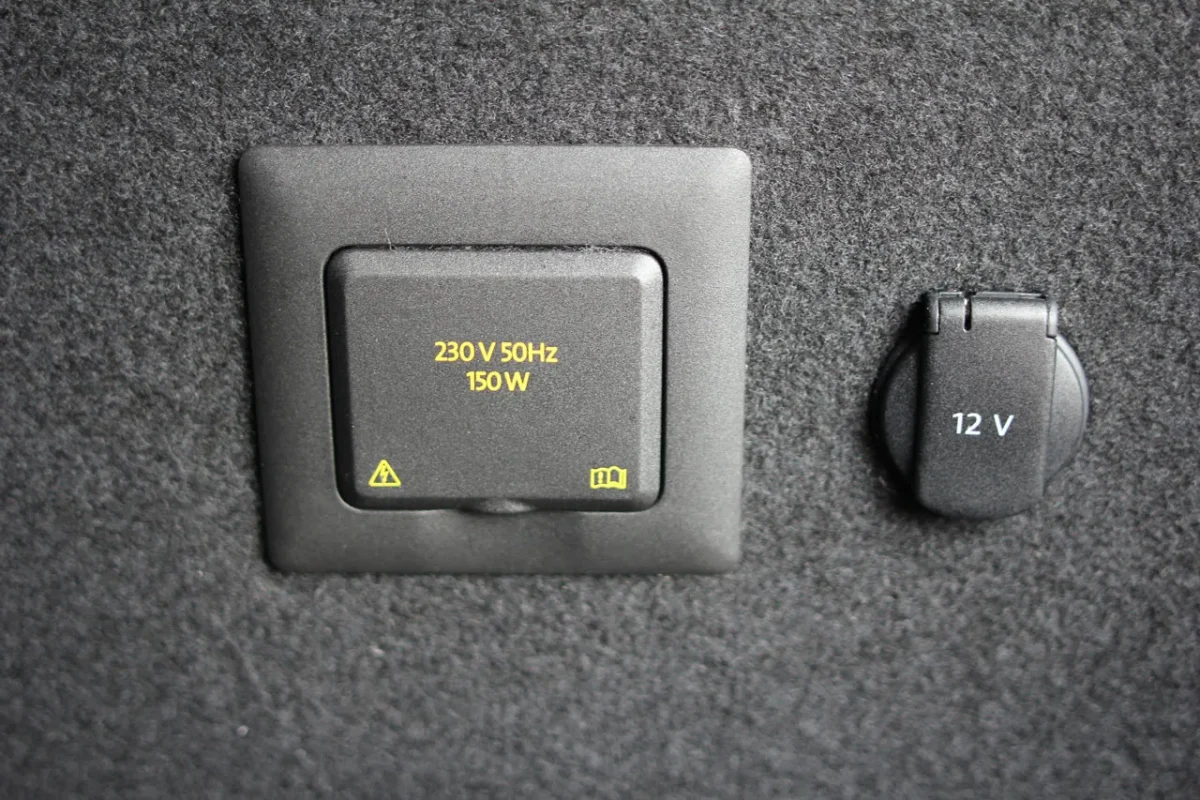 Kabelsatz 230 V Anschluss für VW MQB – Bild 2