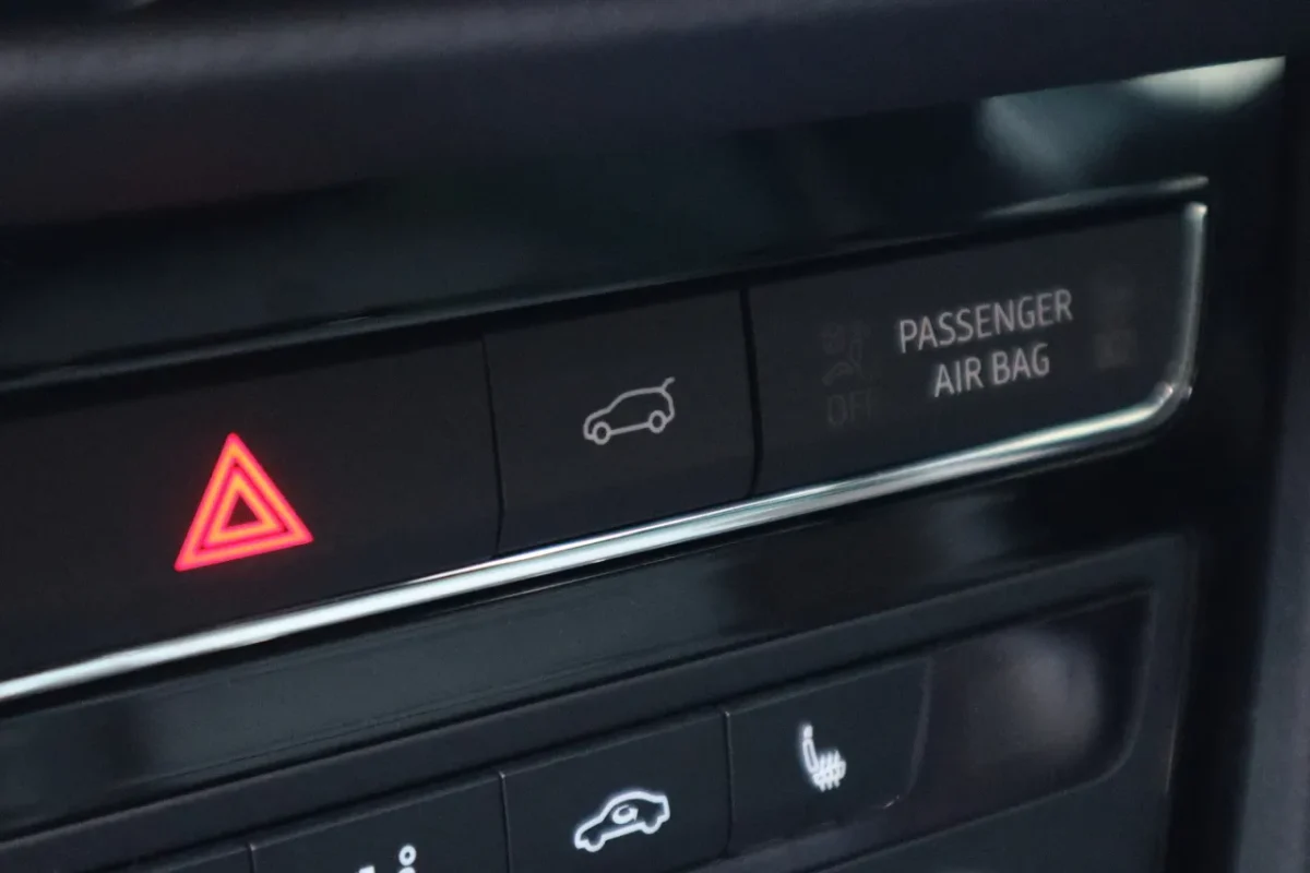 Taster elektrische Heckklappe Mittelkonsole für Seat Ateca KH7 – Bild 1