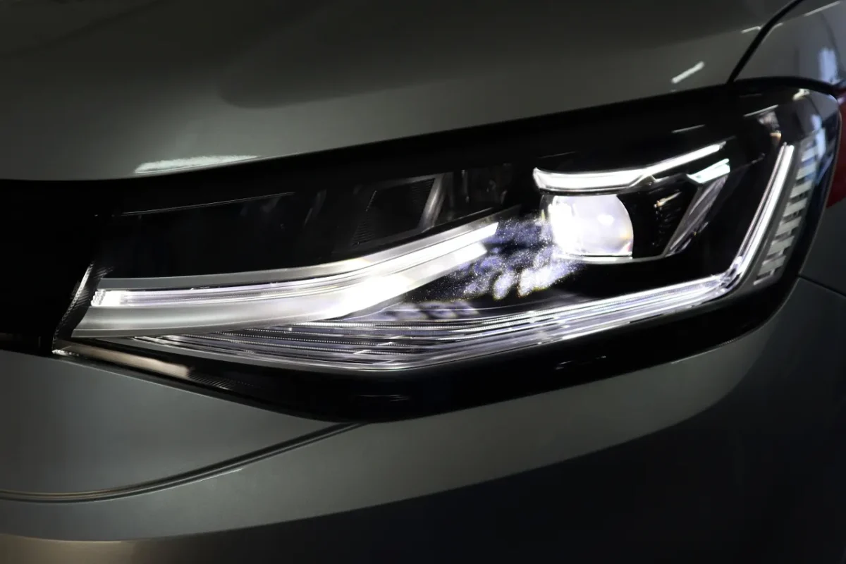Voll-LED-Scheinwerfer LED TFL für VW Caddy SB – Bild 2
