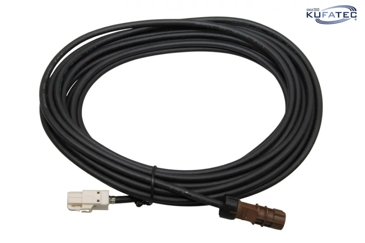 Komplettset Rückfahrkamera Code 218 für Mercedes Benz GLA-Klasse H247 – Bild 3